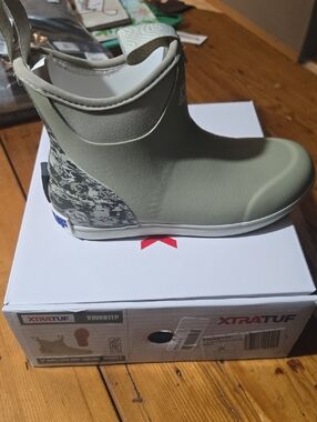 New XTRATUF Salty Heights Ankle Rain Boot - Olive Green Sz 5